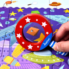 Load image into Gallery viewer, Puzzle - Detective In Space (42 pcs)